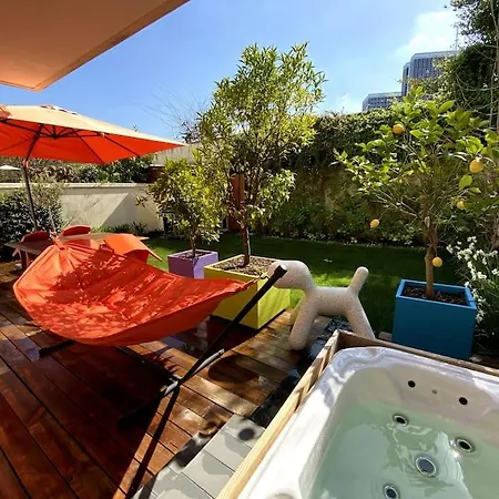 Avec Jacuzzi - Climatisation - Parking Апартаменты Бордо