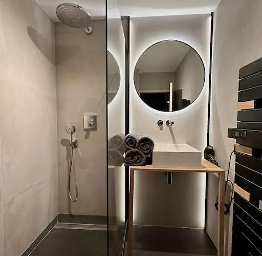 Avec Jacuzzi - Climatisation - Parking